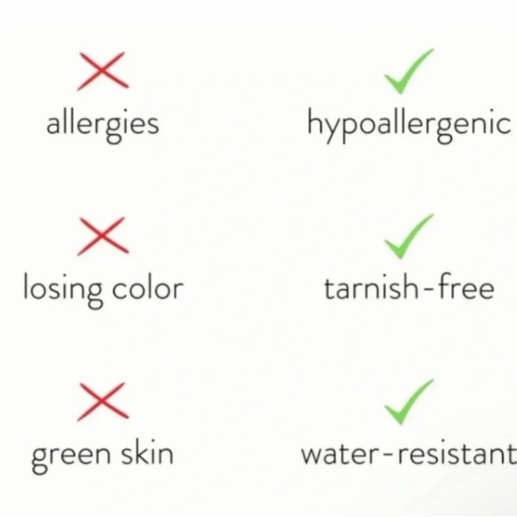 Vintage Gold Bird Earrings - Picture 8 of 8